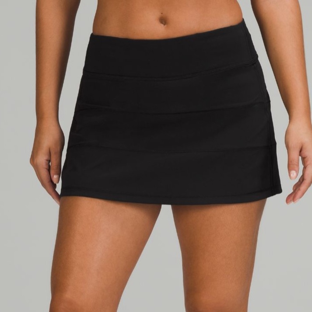 Black Lululemon Pace Rival Mid-Rise Skirt (Tall)